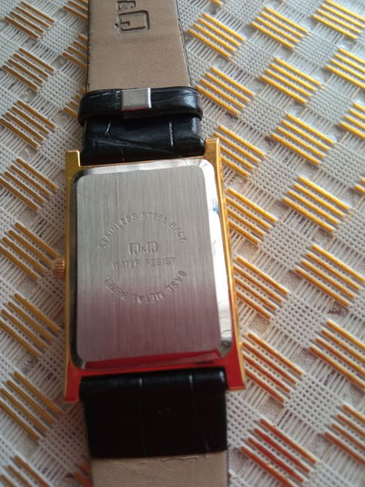 Наручные часы,япония