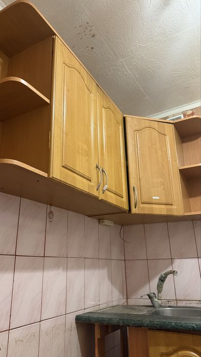 Отдам бесплатно кухонный гарнитур