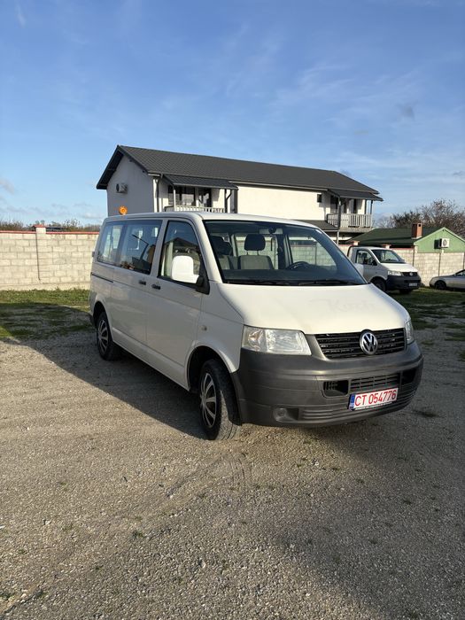 VW T5Caravel 9locuri 2010,1.9 TDI 105CP,AC.Euro4 RAR efectuat