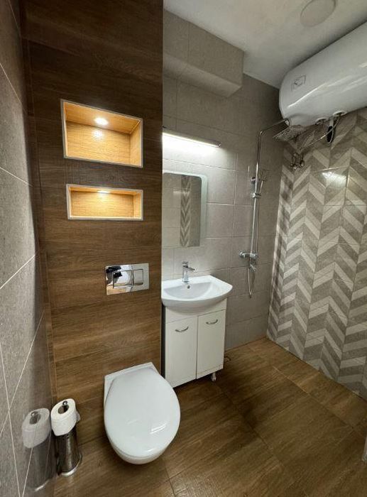 Дава се под наем Тристаен апартамент в Варна, Чайка - 64 кв.м за 548.25 € - Снимка #4