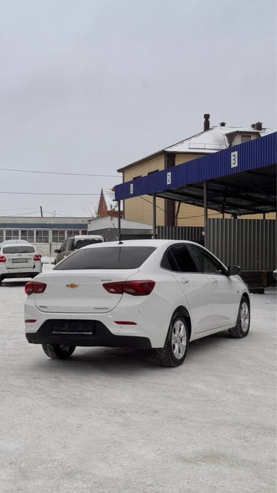 Продам шевроле оникс 2024