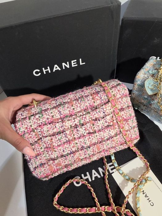 Налична чанта Chanel Tweed Flap Bag