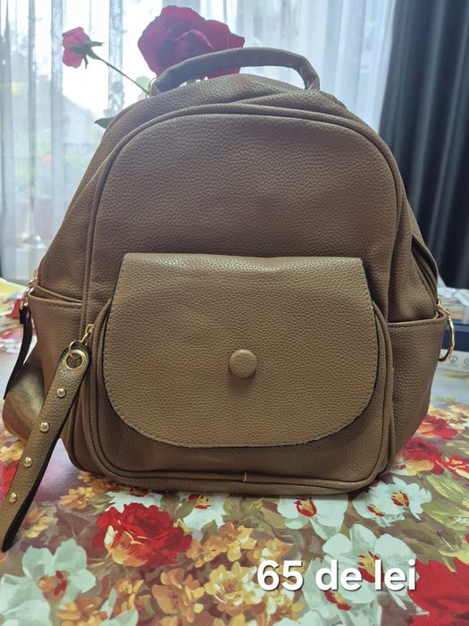 Ghiozdane dama diferite modele