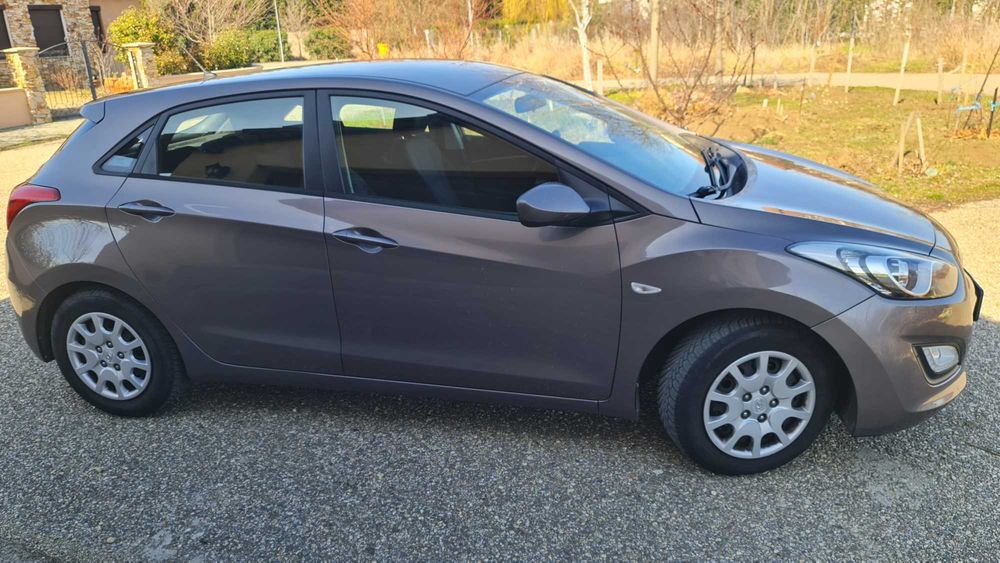 HYUNDAI  I30  inmatriculata 2018