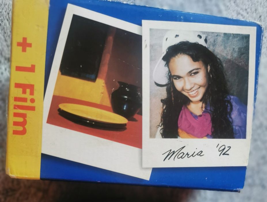 Продавам polaroid film 1 + 336