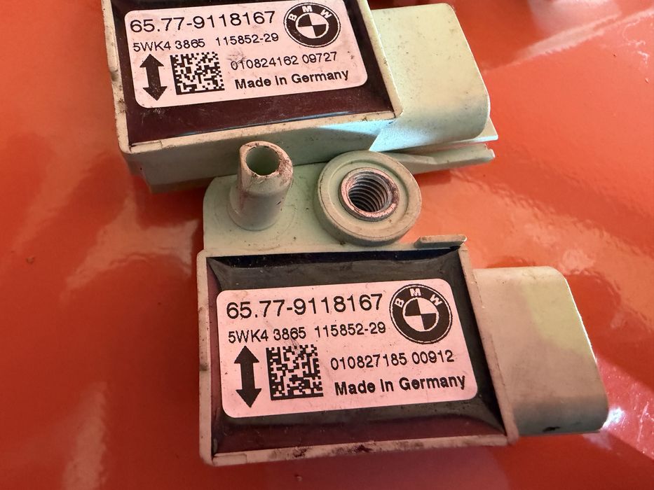 Airbag Crash Sensor за BMW E83, E87, E90, E60, E70