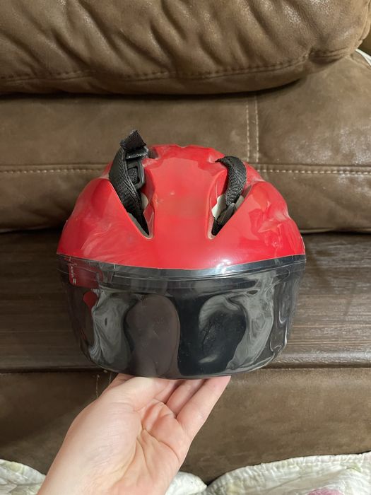 Каска для велосипеда