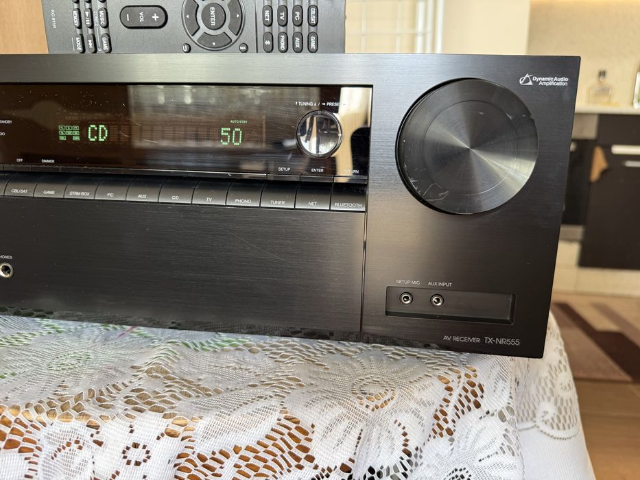 Onkyo TX-NR555 Bluetooth Wi-Fi