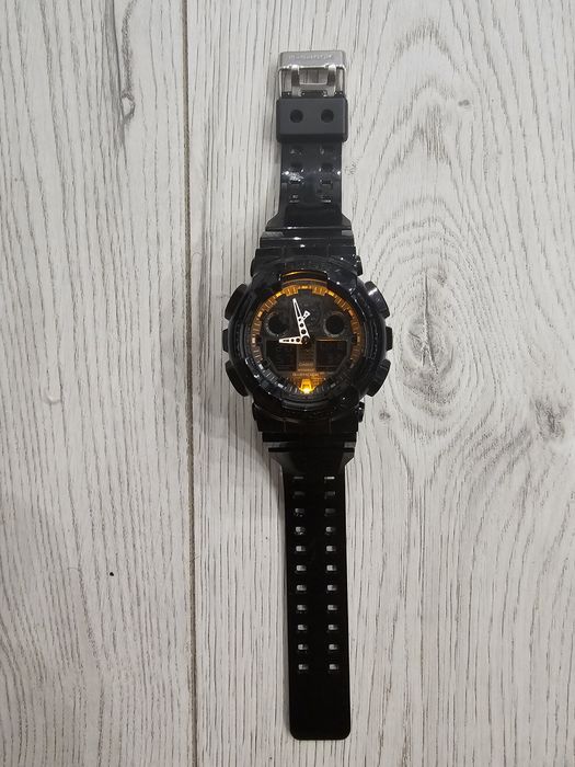 Casio g shock ga-100