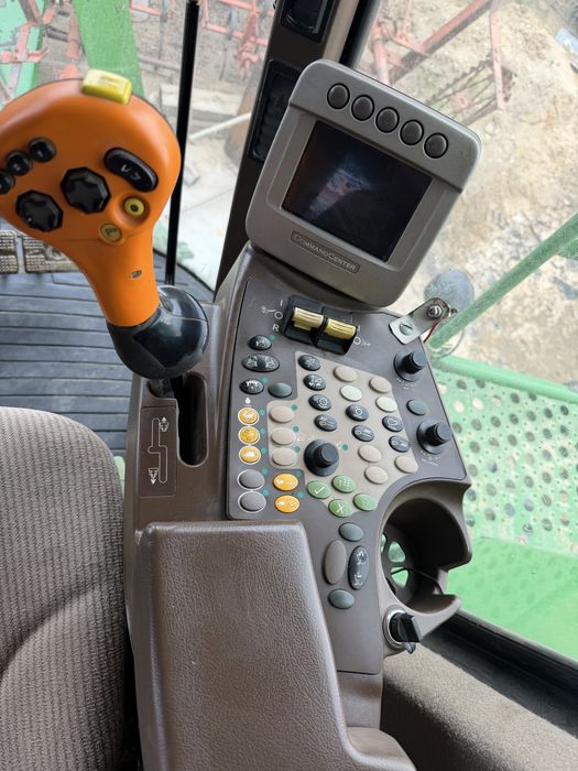 Conbina John Deere T670 4x4 Hillmaster 2010