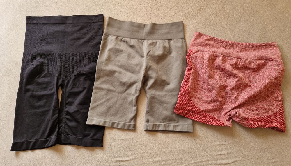 Дамски спортни еластични клинове