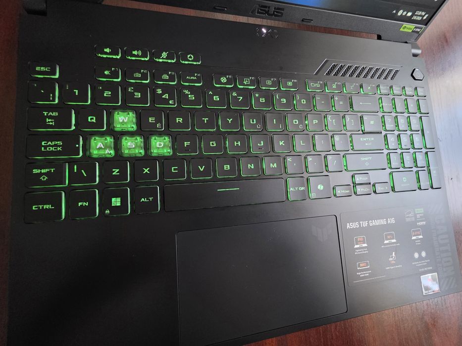 Vand PC Gaming + Laptop Gaming RTX 4050 RTX 2060 32GB RAM