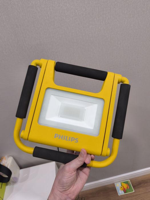 Прожектор Philips
