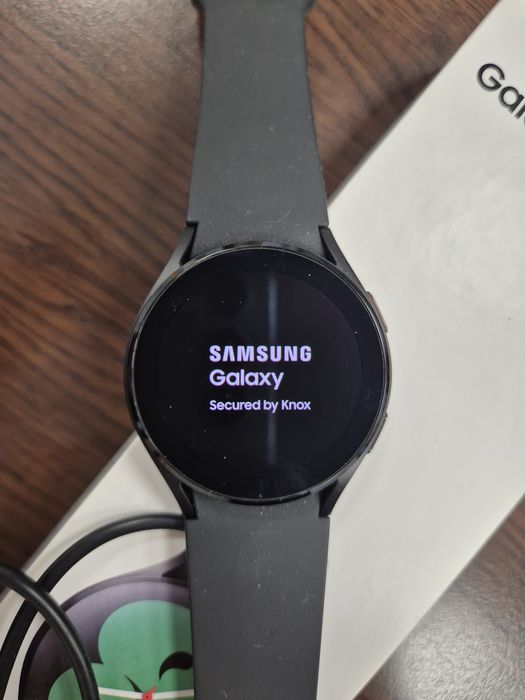 Смарт часовник Samsung Galaxy Watch 4