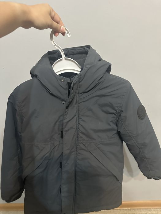 Продам куртку для мальчика