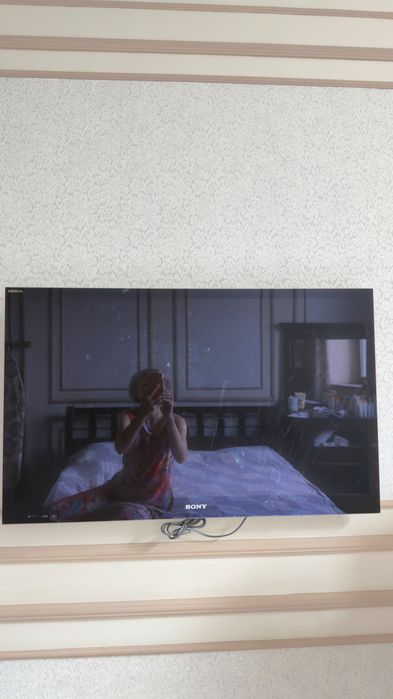Телевизор Sony BRAVIA Monolit