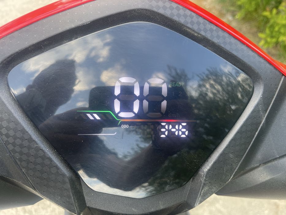 Scuter electric FĂRĂ PERMIS 3000W – 346 KM – GARANȚIE 2026 – 70-90 km – CA NOU