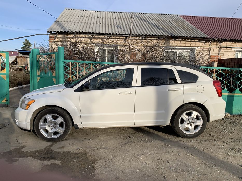 Продам додж калибер