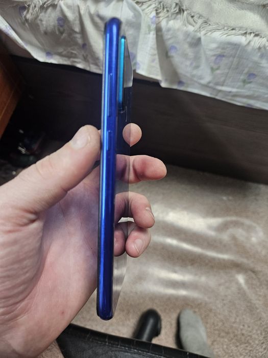 Продам редми нот 8