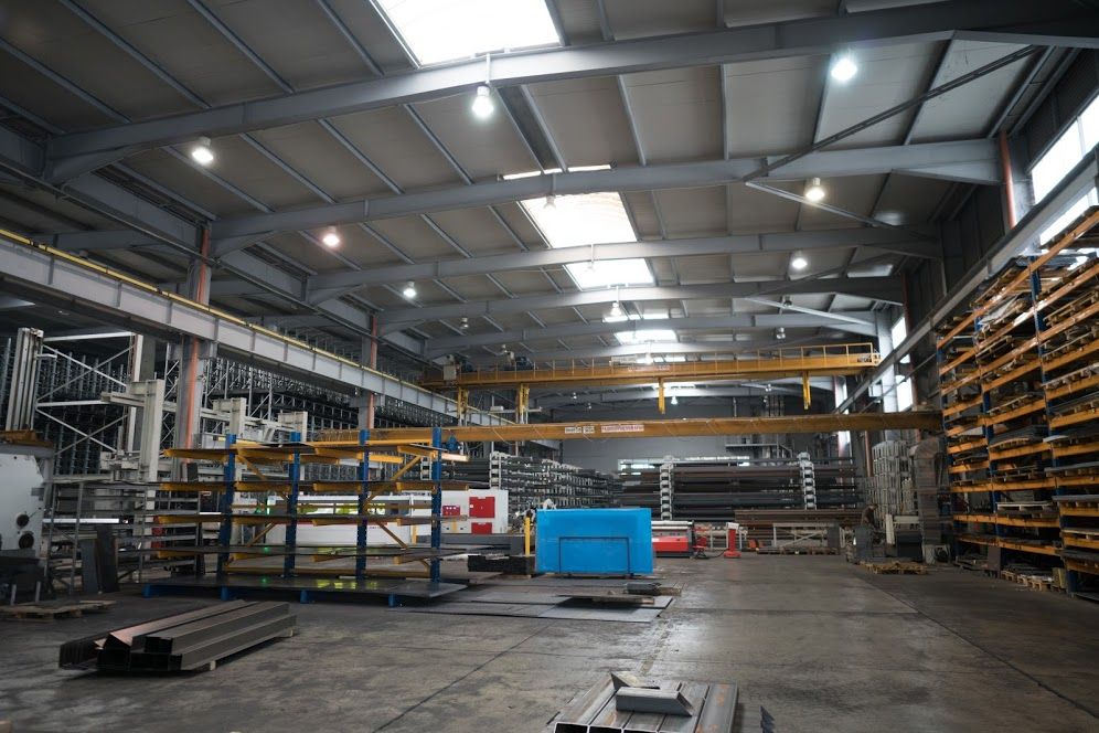 Услуги лазер, абкант, гилотина, огъване на тръби, профили и ламарина