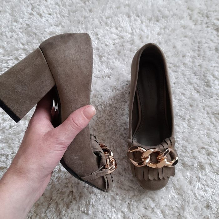 Pantofi noi marime 35
