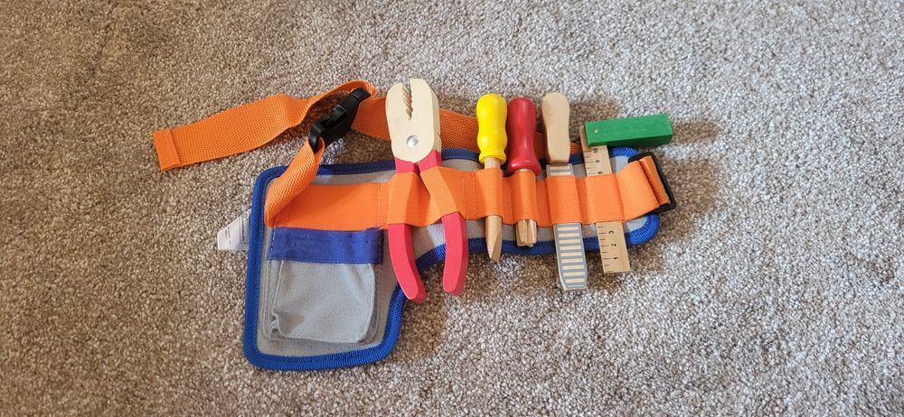 Дървени играчки и пъзели