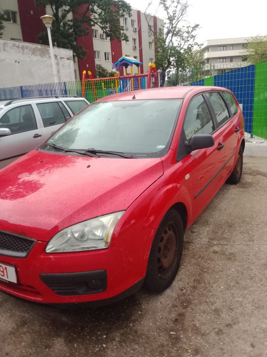 Ford focus 2 super preț