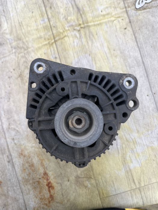 Алтернатор от Голф 3 70А