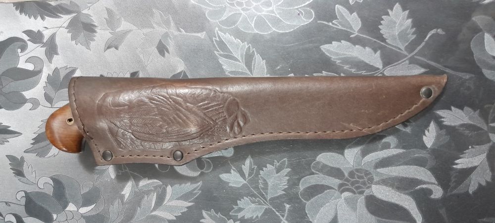 Нож дорогие  Qimat Pichoq