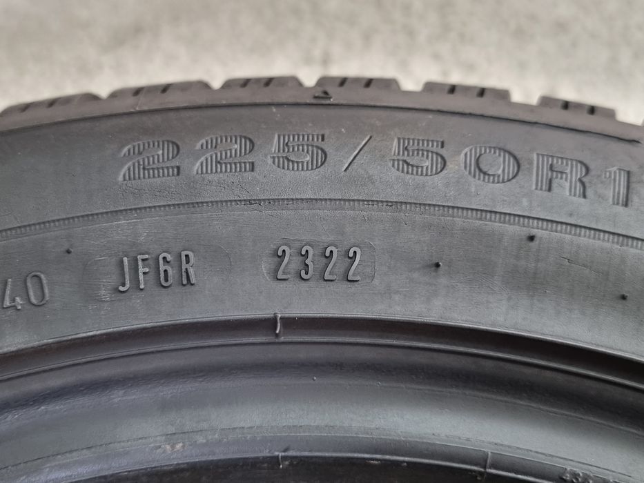 "Dot 22" 225/50/17 Dunlop 2Броя: 270лв 9мм