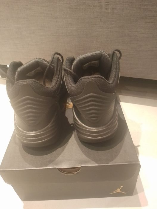 Кецове Jordan Max Aura 5