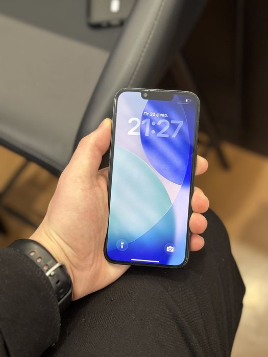 Айфон 14 в идиальном состоянии