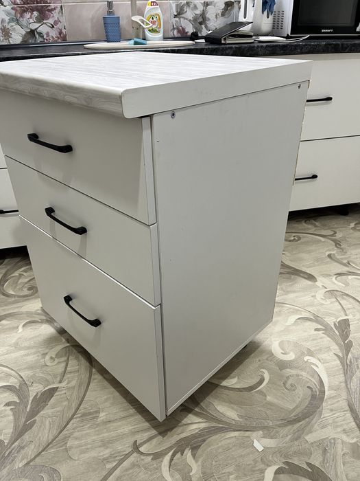 Комод белый