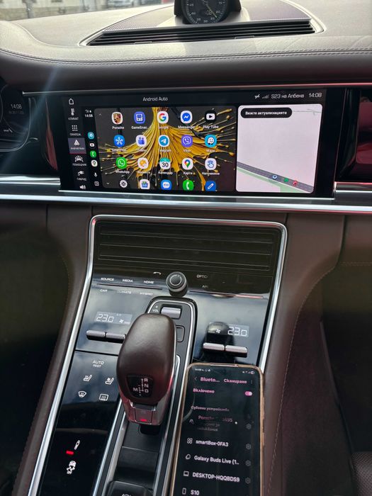 Porsche PCM Активира Android Auto Apple CarPlay Smartphone Full Screen