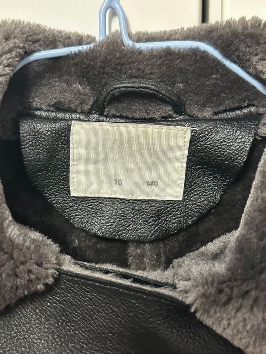 Кожанная куртка ZARA.