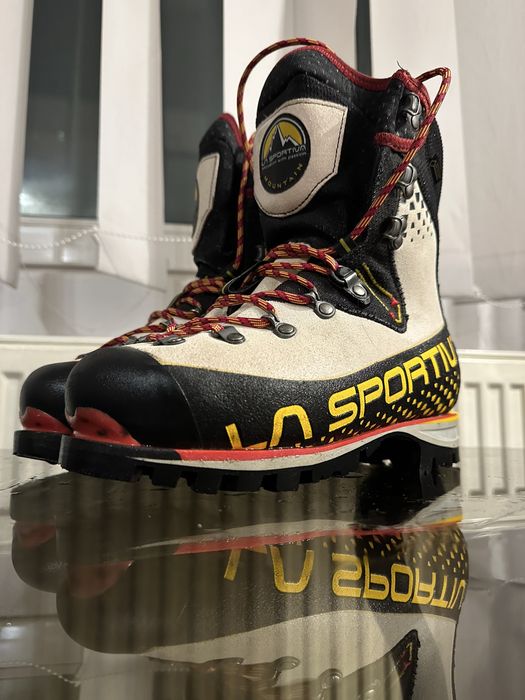 La Sportiva - Bocanci iarna / altitudine