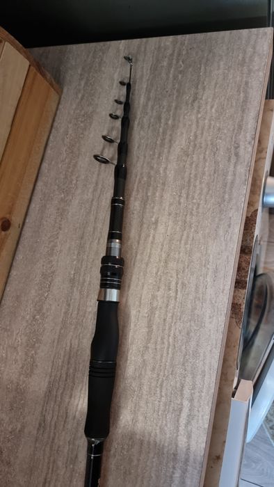 Спининг въдица 2.40 10-20 гр