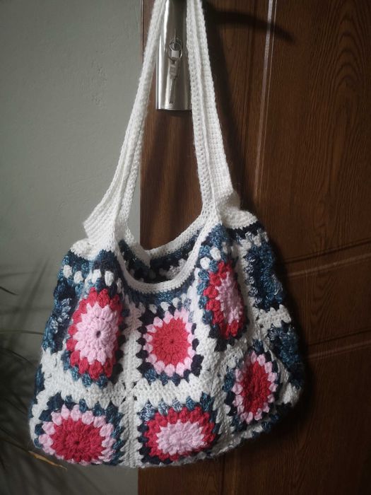 Sacosa crosetata manual 42x30 cm