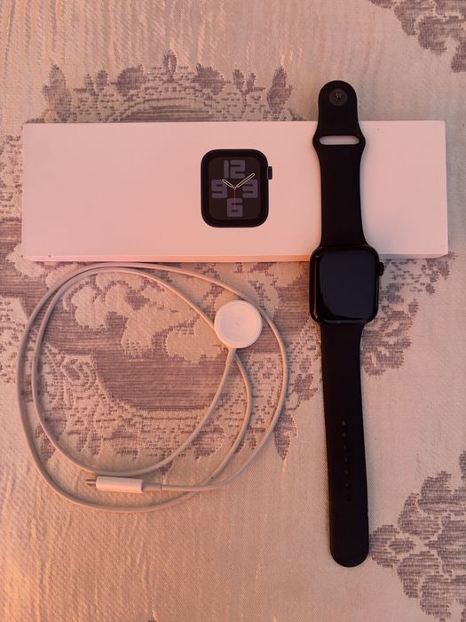 apple watch se2 44mm
