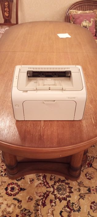 Принтер HP б у в отличном состоянии