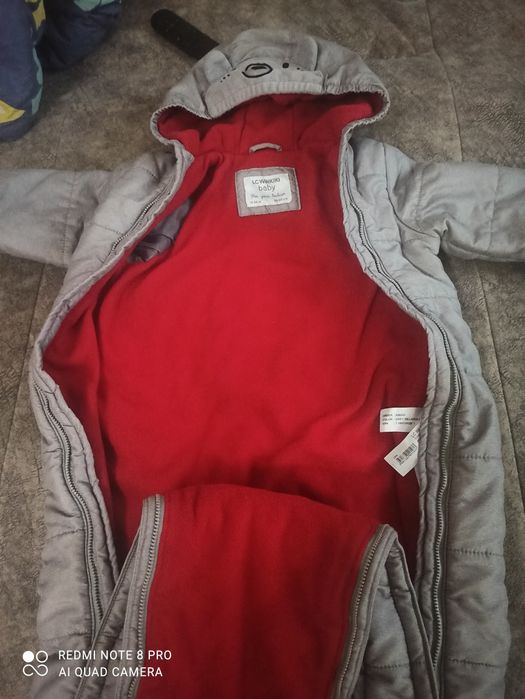 Продам комбинезон весенний.