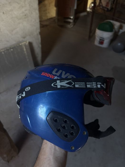 Ски каски детски Uvex