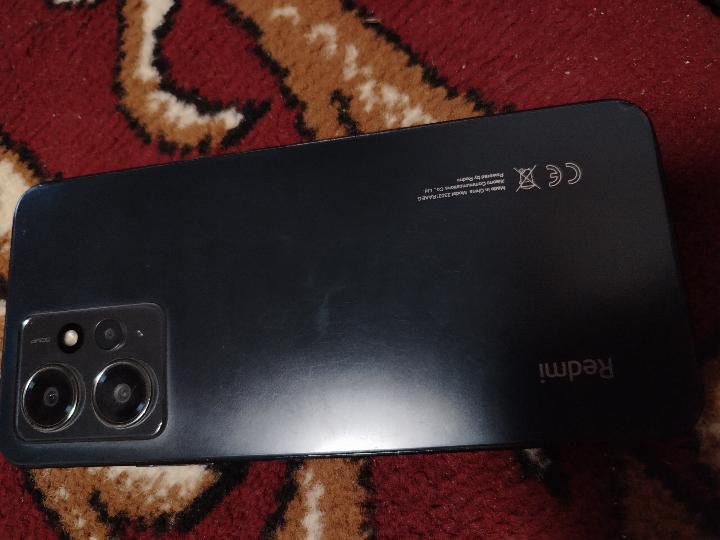 Redmi note 12 holati yaxshi narxi yana kelishiladi