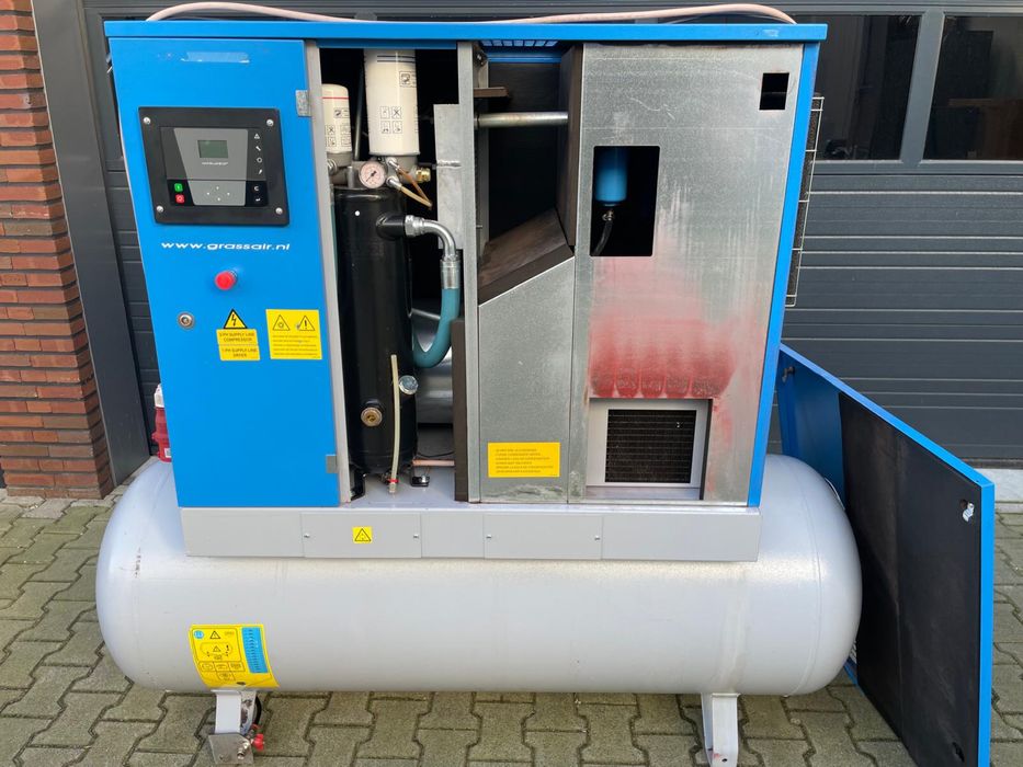 Compresor cu surub 7,5 kw