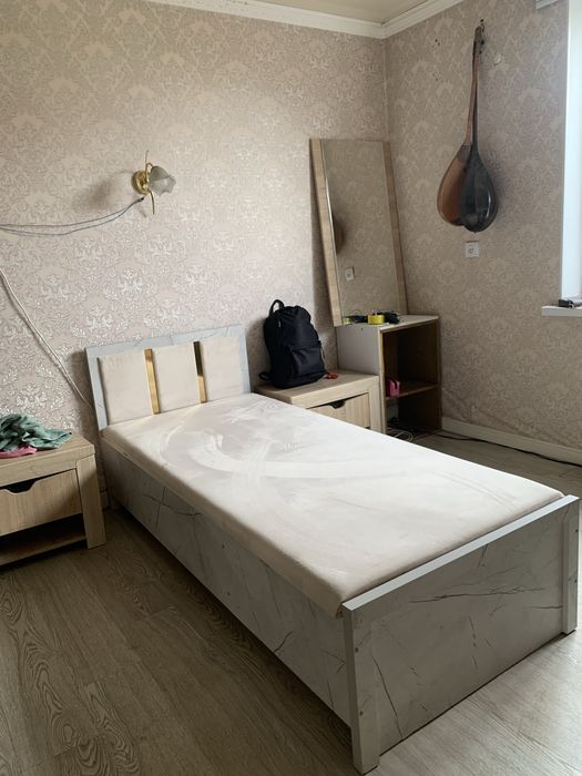 кровать односпальная