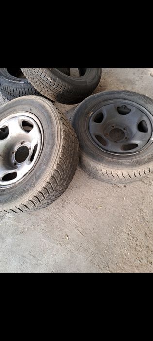 Roti suzuki anvelope vitara pe 16