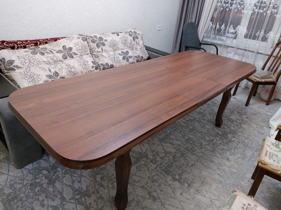 Продам стол