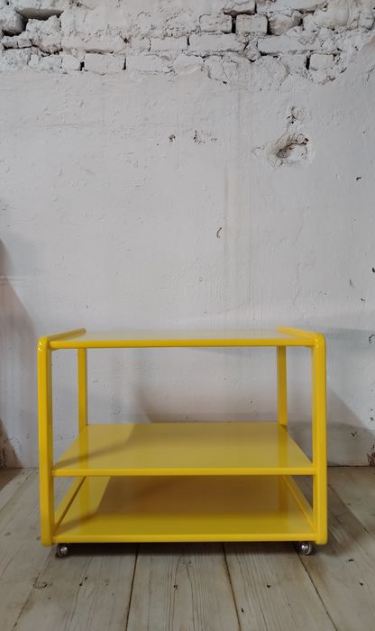 Gheridon vechi din lemn reconditionat, Austria/ Măsuță cu roti