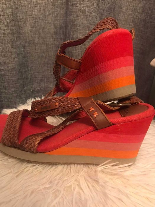 Дамски сандали MEXX