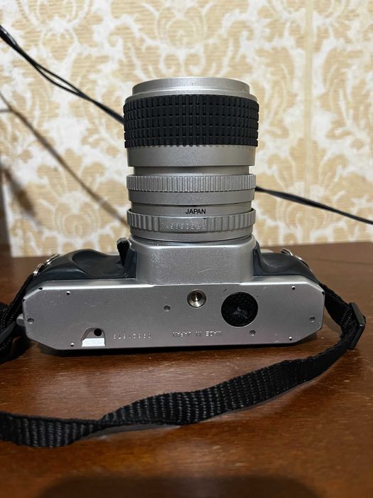 Vivitar V4000 — механичен 35мм филмов фотоапарат